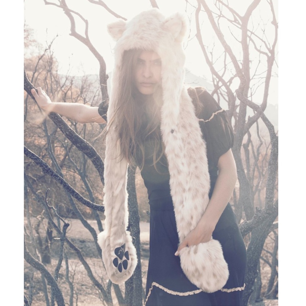 Spirit Hood Snow Leopard